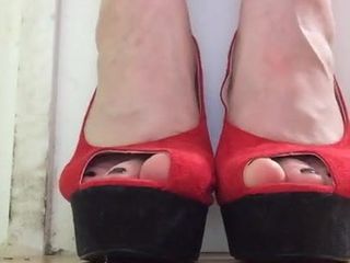 Красные каблуки