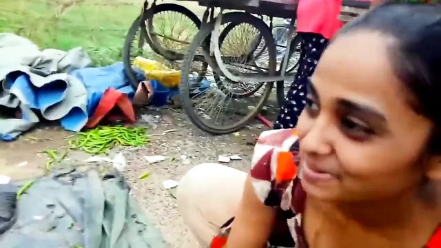Hot indian aunty deep boobs clevage in public place