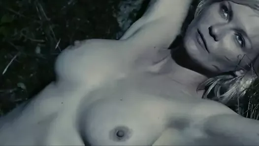 Kirsten Dunst - обнаженные сиськи топлес с меланхолией
