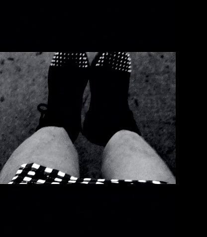 Sepatu bot spike baju warthogs vs foto-foto seru diatur ke dalam video
