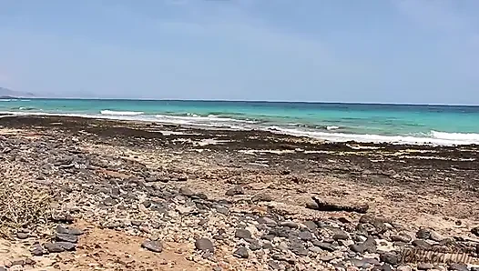 Fuerteventura muncrat di pantai