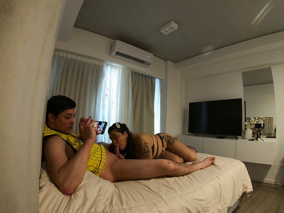 Upoznao sam je na Tinderu i pristala je snimiti porno video