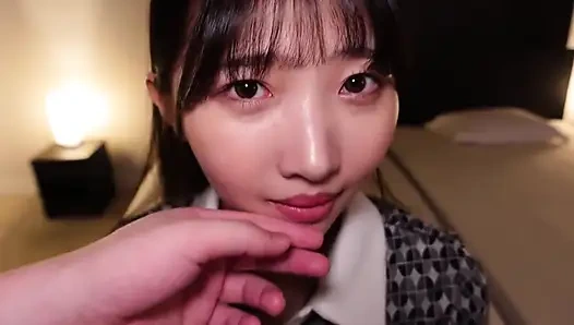 Istri manis. One kiss membuatnya berubah jadi liar