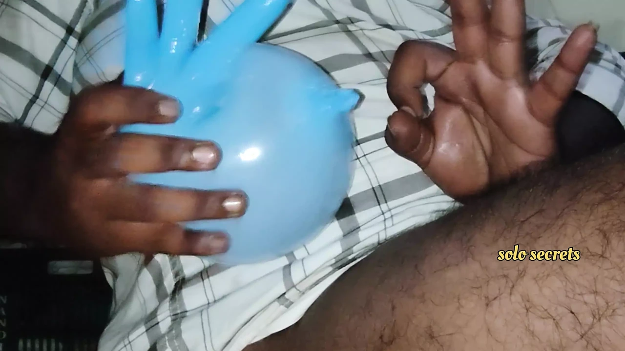 Indian Home Made „Pussy” Toy Made By Hand gloves 🧤 It Felt Like Real