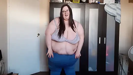 SSBBW STRIPS AND SHAKES ASS