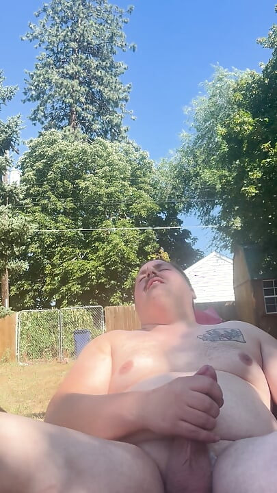 Naked play time