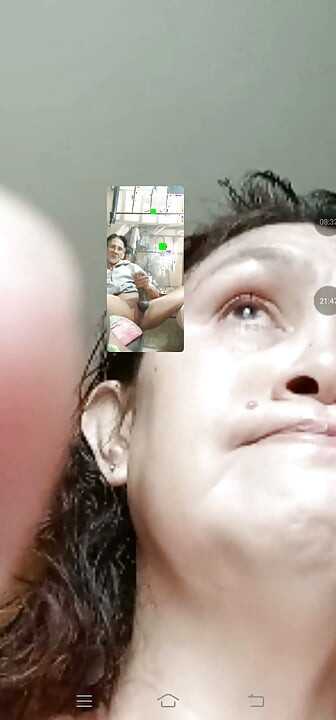 She so very sexy .just only watching her so beautiful.