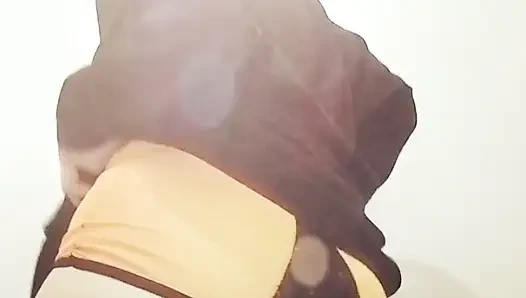 Koruyucu ve seks için şehvet duyan pemeli Arap fahişe