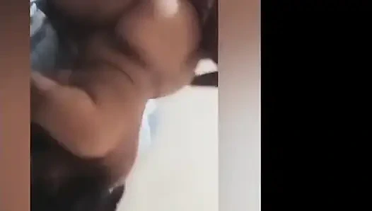 Ona sırtımdan bahsettim... Patronumun bundan sonra yaptığı şey