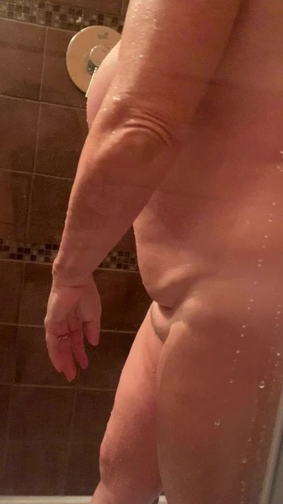 Very big shower tits