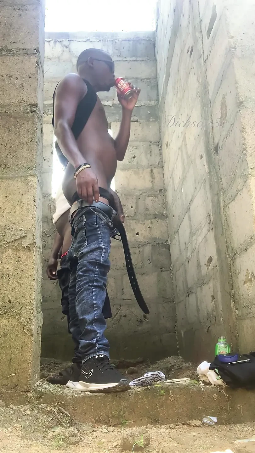 A Quick Doggy in an Uncompletable Building with My Ebony BBW Friend