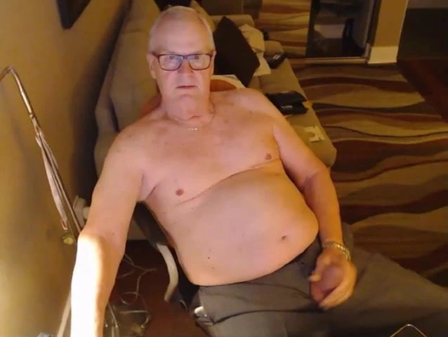 daddy strokes on cam