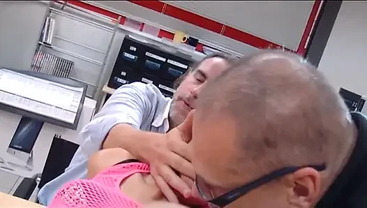 Mature Brunette Dripping Wet From Intense Fingering and Pussy Eating