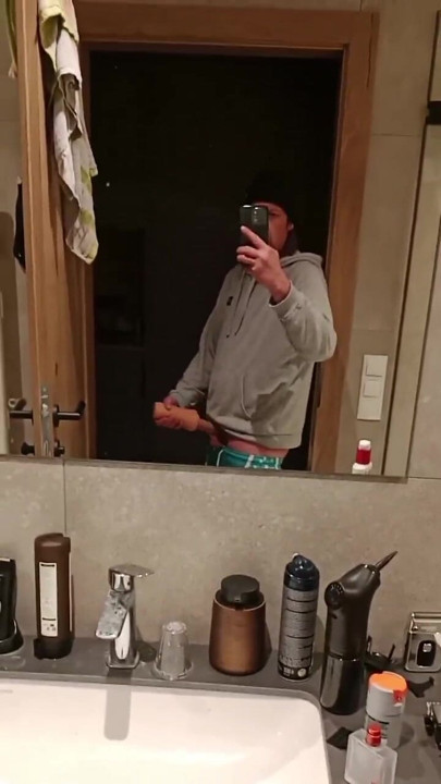Fuck I play with myself!