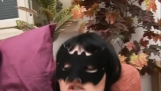 Pasangan amatir memek berbulu ngentot pakai masker