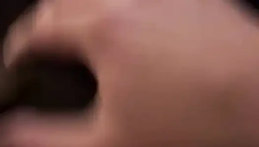 Kocasını en iyi arkadaşıyla aldatan evli kadın