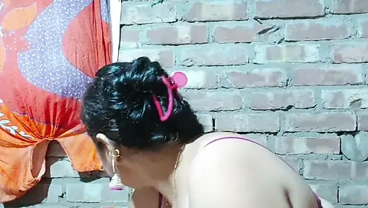Brother-in-law took Bhabhis birthday gift