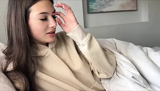 Schule überspringen mit kleiner stiefschwester - sophie tyler - familientherapie - Alex Adams