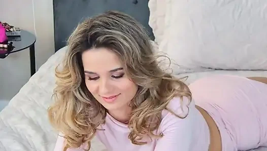 HelenWaldorf Has That Lovely After Hours Mood