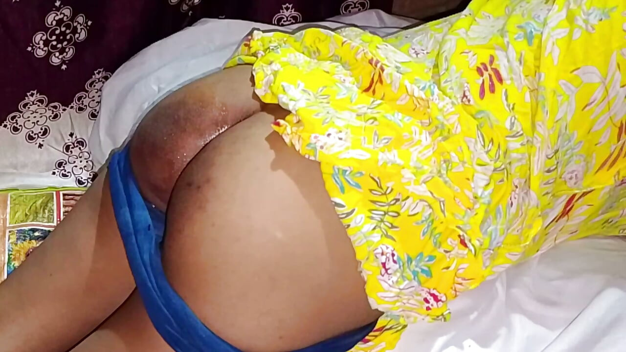 Cô gái Ấn Độ lần đầu quan hệ, video sex nóng bỏng cô gái làng quê lần đầu tiên