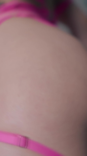 Epski trenutak iz "4K Femdom JOI - ASMR Voice Control & Drk Off Instruction 2025"