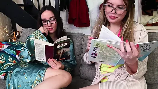 Yaşlı olan kız oyunlarına başladı