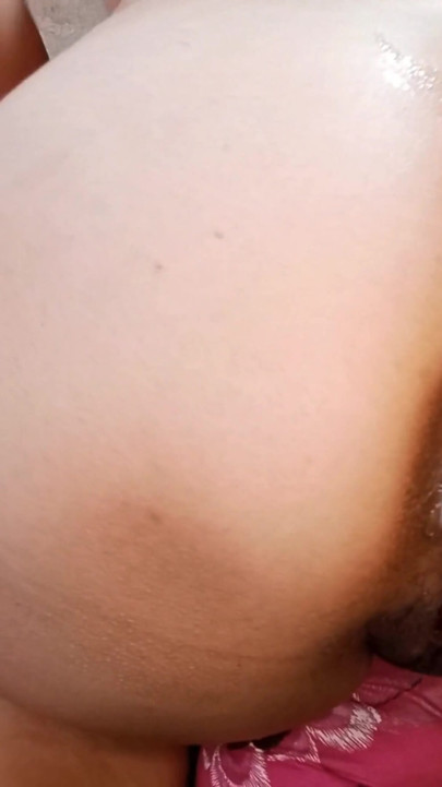 ødelegger rumpa til naboen min mens mannen hennes er borte | Klipp 2