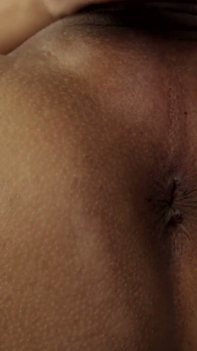 ASIANTGIRL: TIGRESS BEE SHOWS US HER NAILS | Clip 1