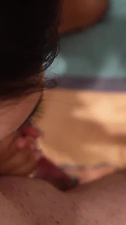 Stunning moment from "I See A Cute Girl And I Want To Paint Her White"