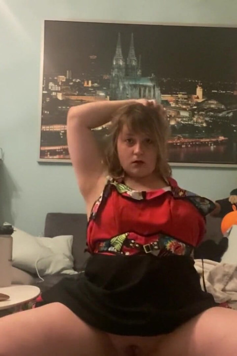 Amputee Costume tricks me to tripple masturbation