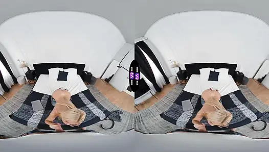 Horny Blonde Rides His Cock After Fixing Her Laptop - TmwVRnet