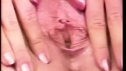 Wunderschöne blonde schönheit Tabitha Stevens zeigt guten fick und spricht sexy, während sie ihre fotze 2 reibt, szenen in 1