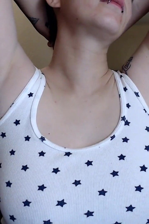 Hairy Pits Showcased Groomed
