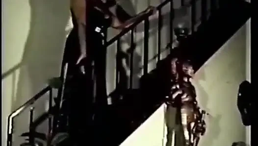 Nostaljik yıldızı Candy Samples'ın ateşli sahnelerinin tadını çıkarın
