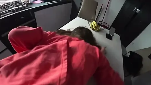 Arkadaşlarım karımı götten sikiyor. Gerçek aldatma