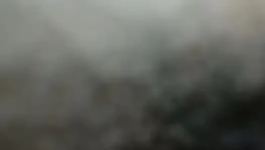 Pemandangan indah di balik selimut tertutup