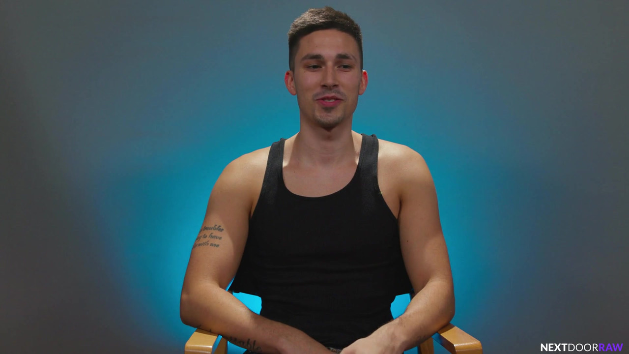 华丽的twnk性感翻转乱搞现实生活中的tatted BF大屁股