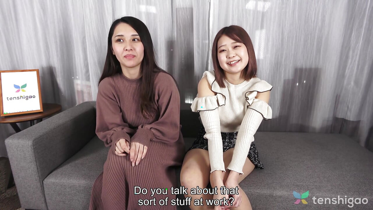 Horny Lounge Girls, Mio Yoshikawa and Asuka Suzumura in a Lesbian Show