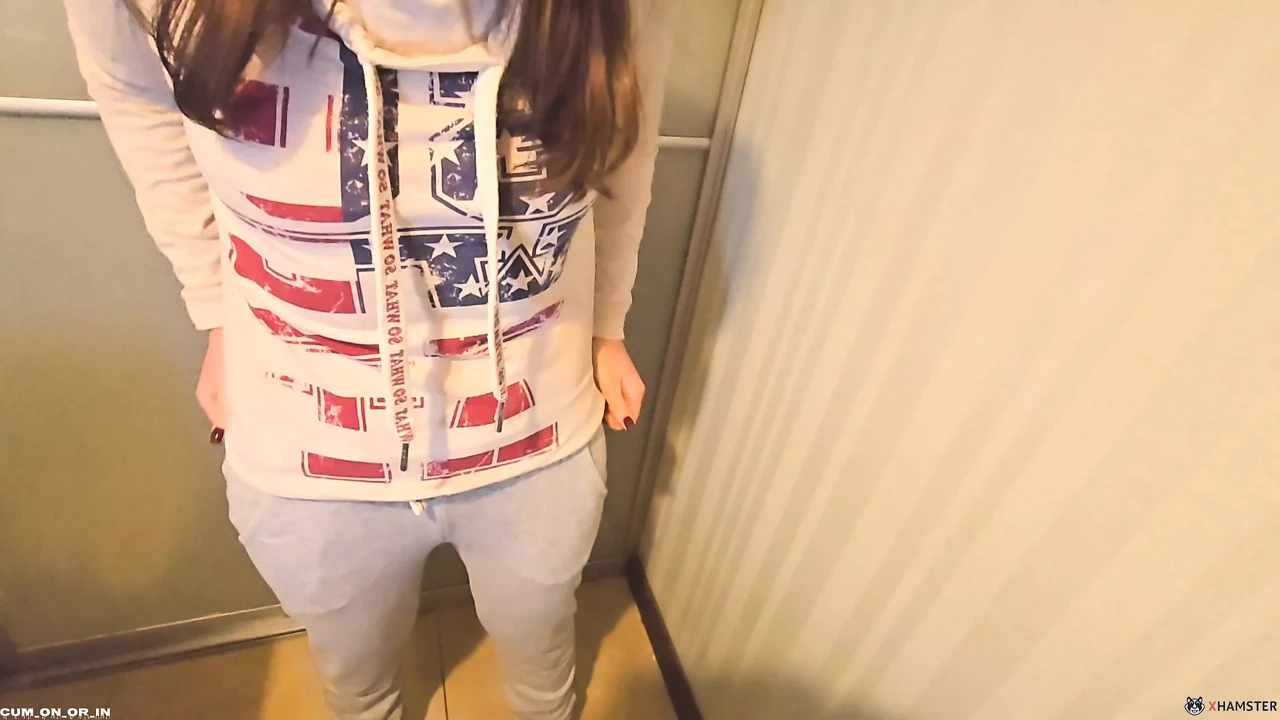 最热辣的阴户与朋友的未婚夫湿内裤摩擦和奶油操逼