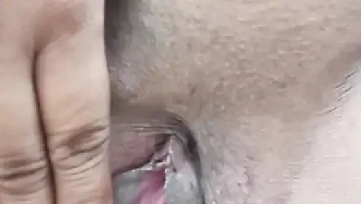 Vallige bhabi finger passy eating passy finger dasy bige Vallige bhab
