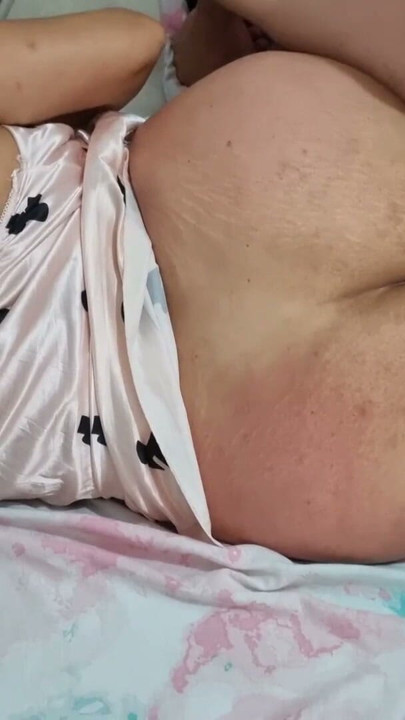 Madura Venezolana Paga el Alquiler Con Sexo | Clip 1