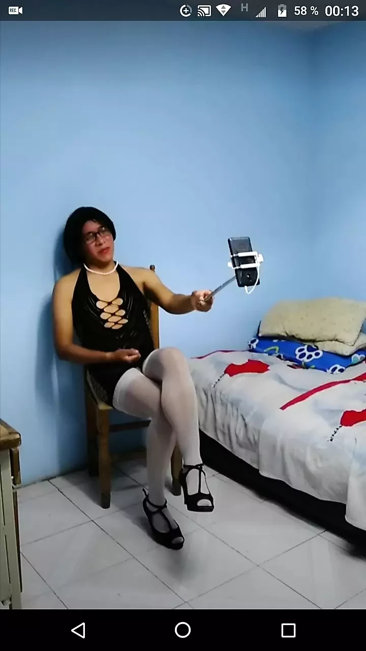 Joselynne Cd en traje sexy de lencería y tacones para ti
