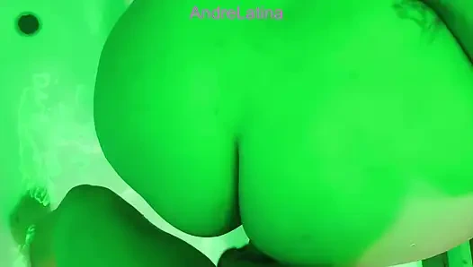 Latina mit dickem arsch bittet harten schwanz-höhepunkt