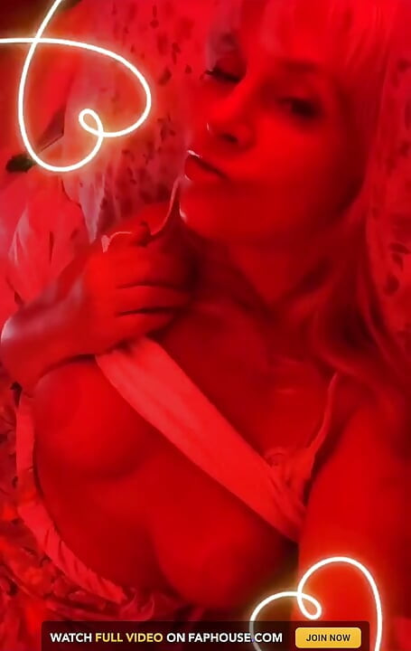 kya aapko lagta hai ki ye pajaama sauteli mammi ke lie bahut seksi hain?