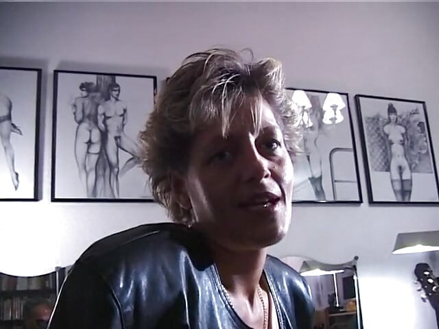 Horny MILF finger fucks her cunt and licks her fingers