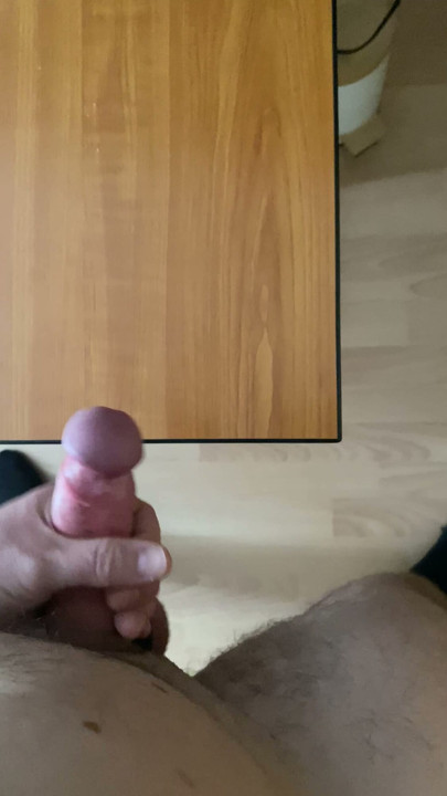 This is one of the biggest cumshots you have ever seen! It’s a result of my great rings on penis and ball