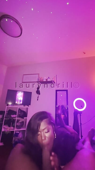Veliki kurac jebe transvestita