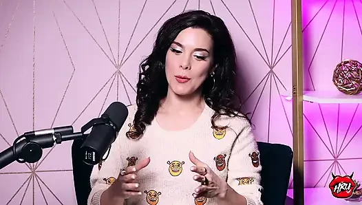 Nicole Vaunt on Art, Adult Films & the Size Myth