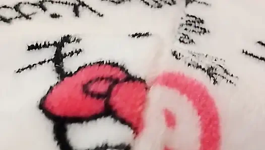 18 jahre altes mädchen fickt ihren pfirsich