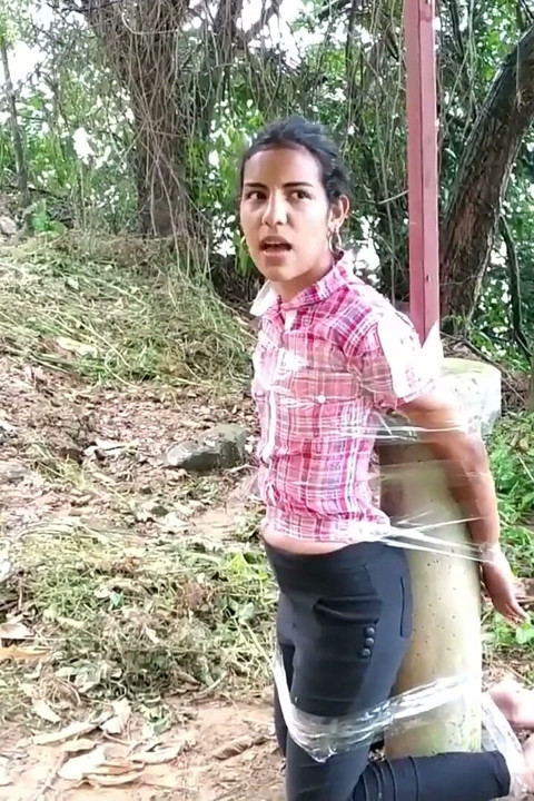 Nancy Drew's Outdoor Bondage Adventure